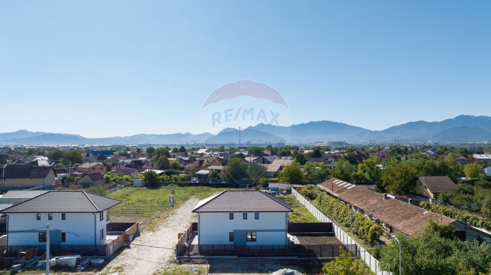 5 room House / Villa for sale