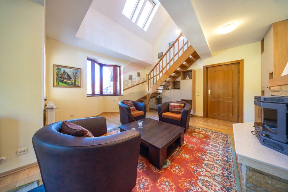 Vilă Moieciu, 375 mp util + teren 2.992 mp, View - Comision 0