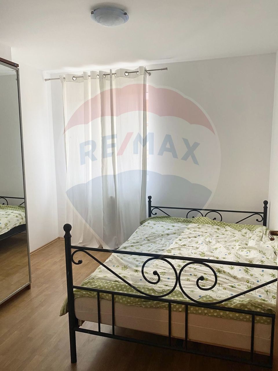 Apartament de inchiriat 3 camere, Aleea Streiu