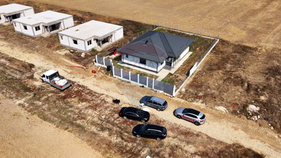 Vilă Individuală Băldana Aproape de București 4 Camere Teren 573 mp