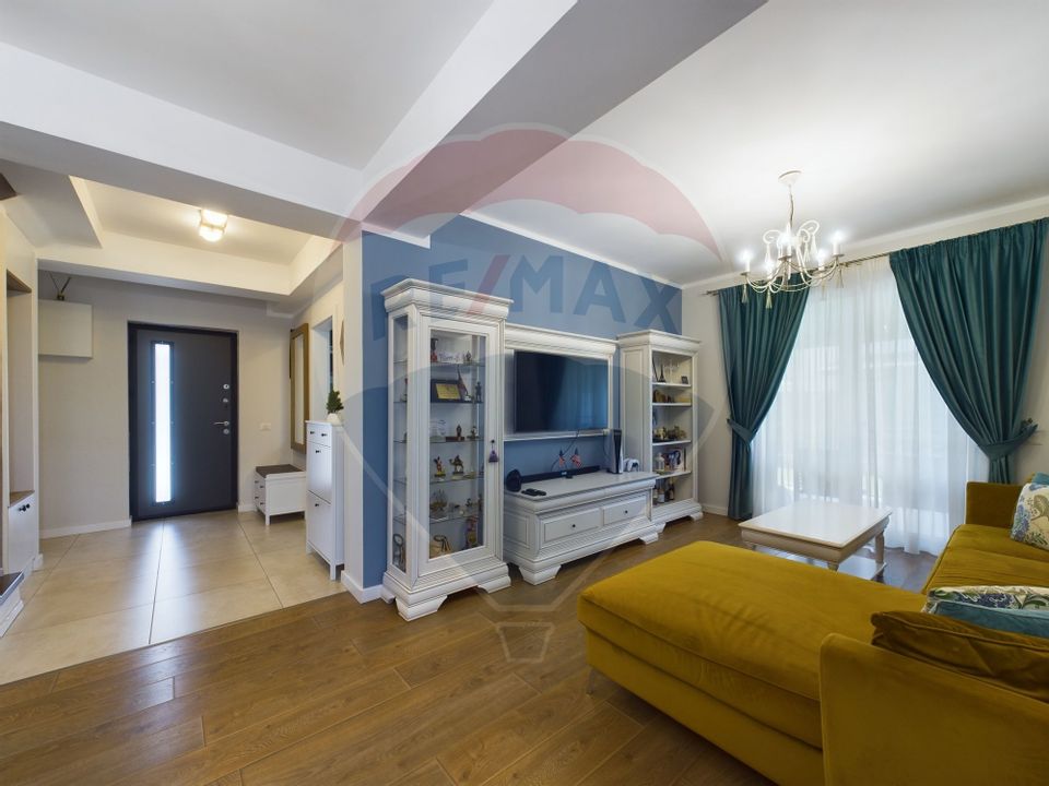 4 room House / Villa for sale