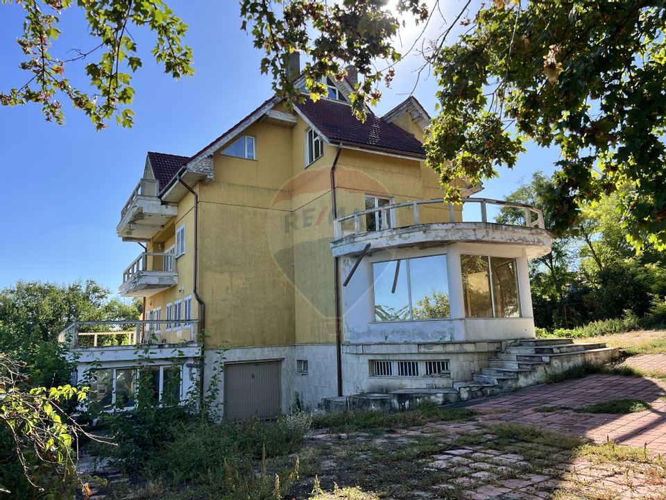 Casă cu potențial imens în Sat Lilieci, pe Aleea Florilor – lângă râul