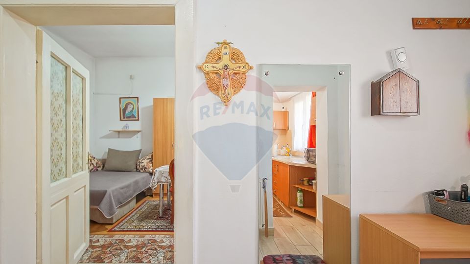 3 room House / Villa for sale, Brasovul Vechi area