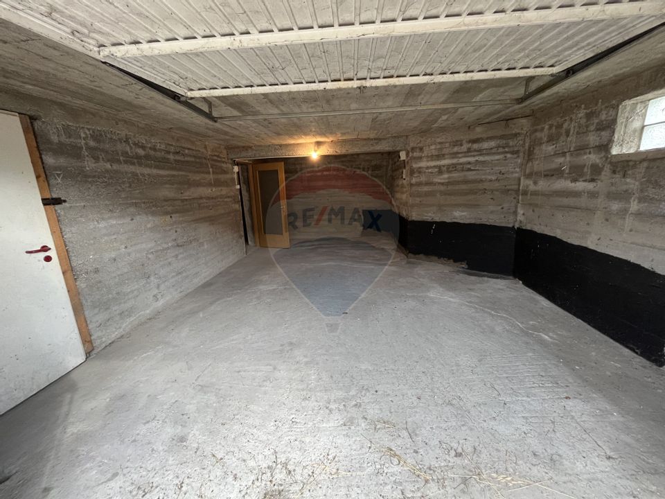 Casă de vânzare în Câmpulung la preț de apartament.