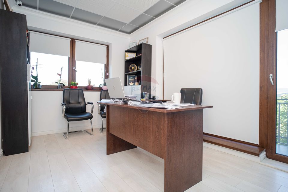 Spațiu de birouri de 360mp de vânzare în zona Galata