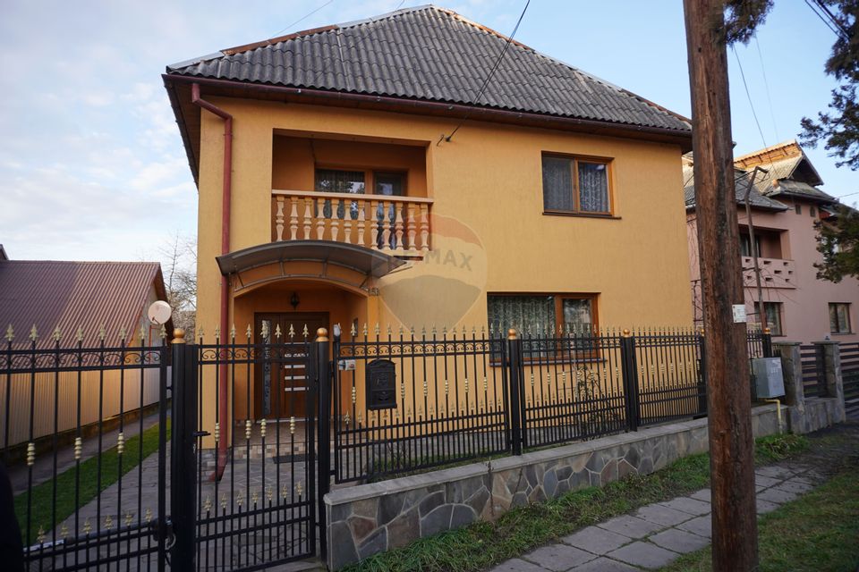 4 room House / Villa for sale, Est area