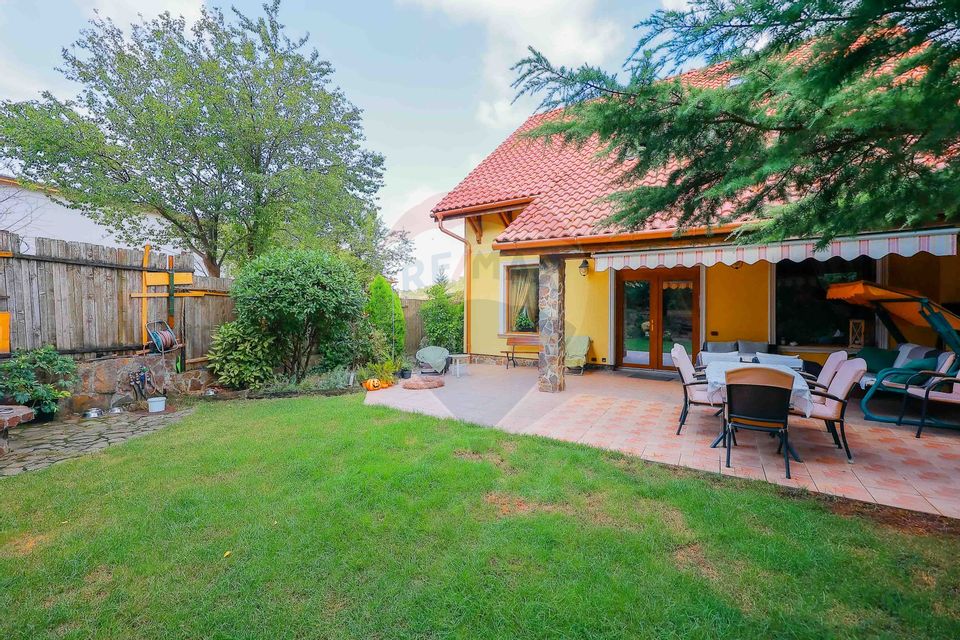 5 room House / Villa for sale, Dealuri Oradea area