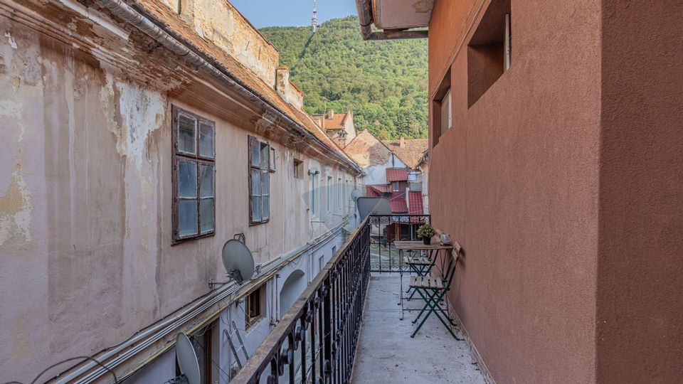 Comision 0 | Apartament cu 2 camere și terasă - Lângă  Piata Sfatului