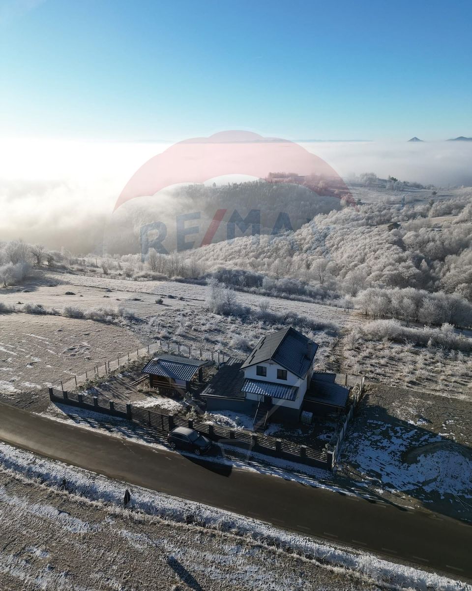5 room House / Villa for sale