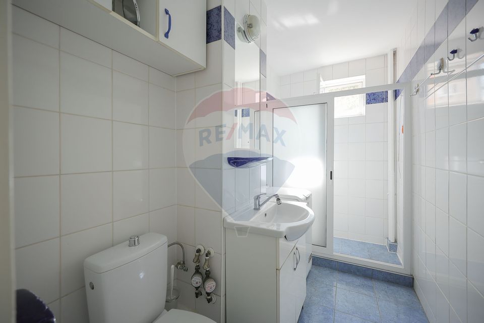 Apartament cu 3 camere, De Vânzare, tip U, etaj 1, Rogerius