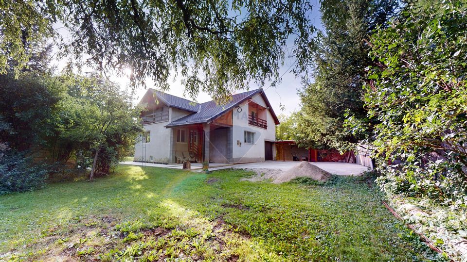 5 room House / Villa for sale