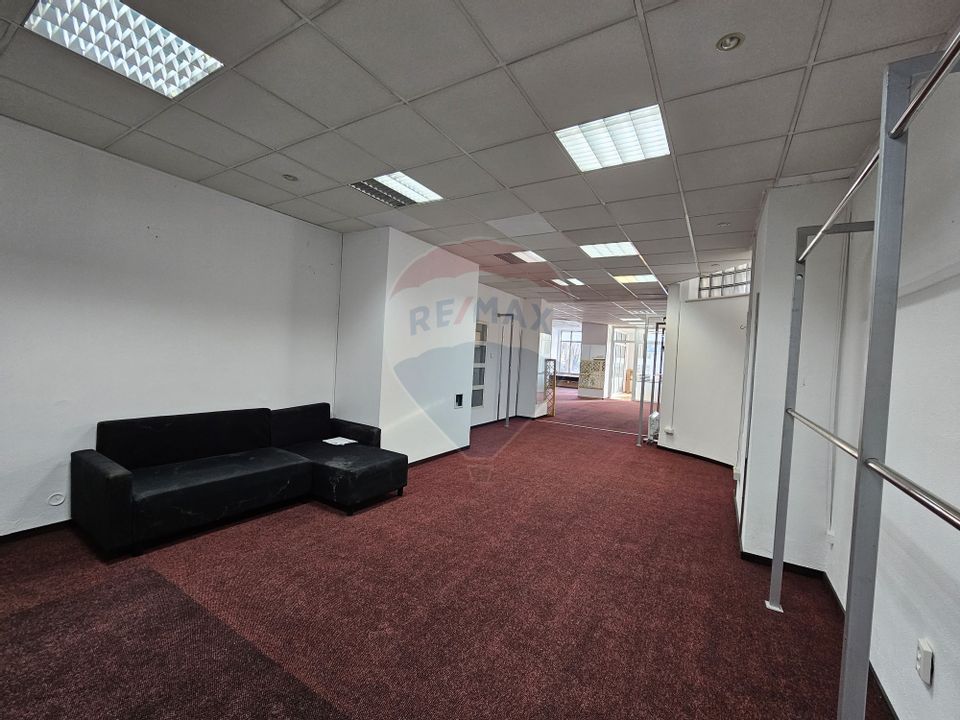 2,600sq.m Office Space for sale, Central area