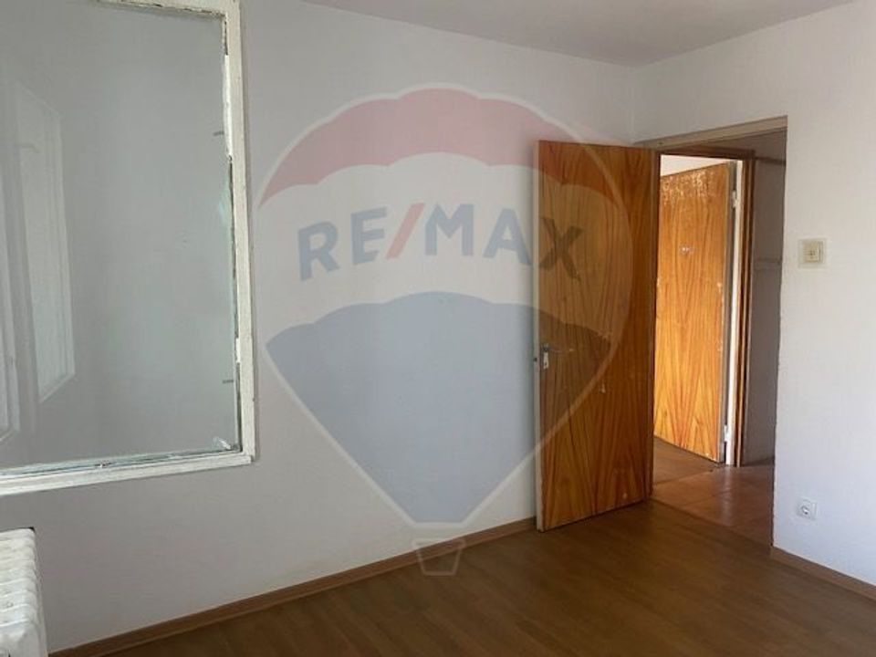 Apartament cu doua camere in zona Vitan