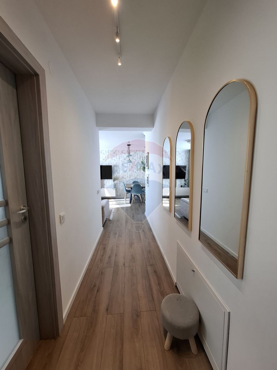 Apartament cu 3 camere de vânzare Calea Șurii Mici