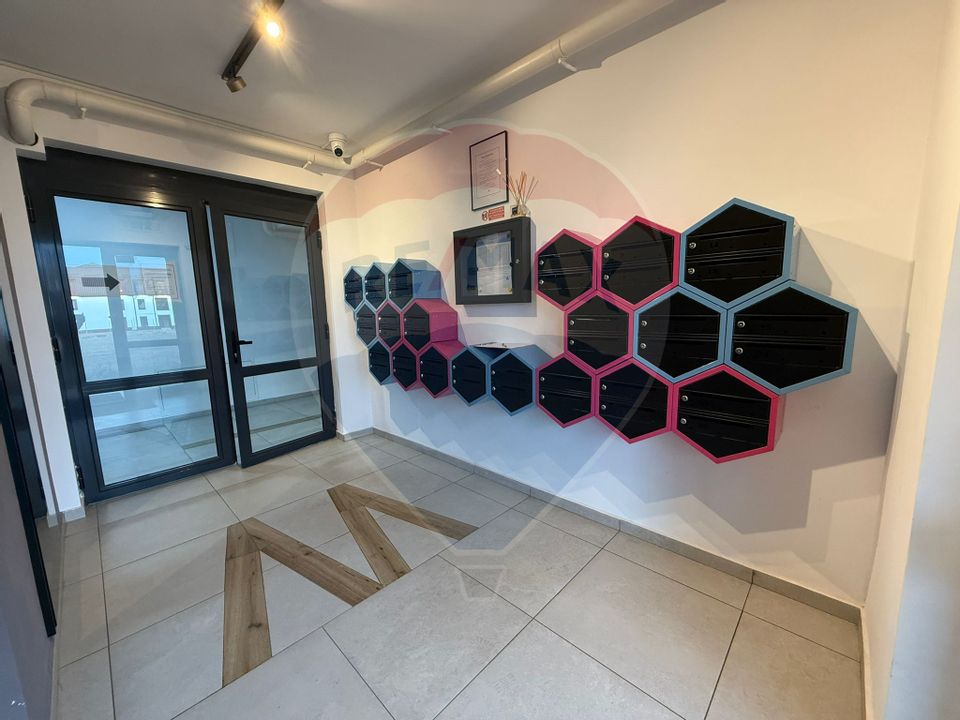 3 room Apartment for rent, Tractorul area