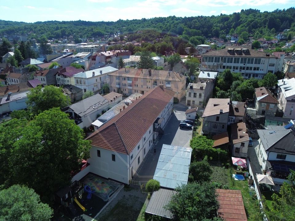 200sq.m Office Space for rent, Central area