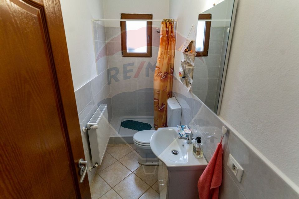 6 room House / Villa for sale