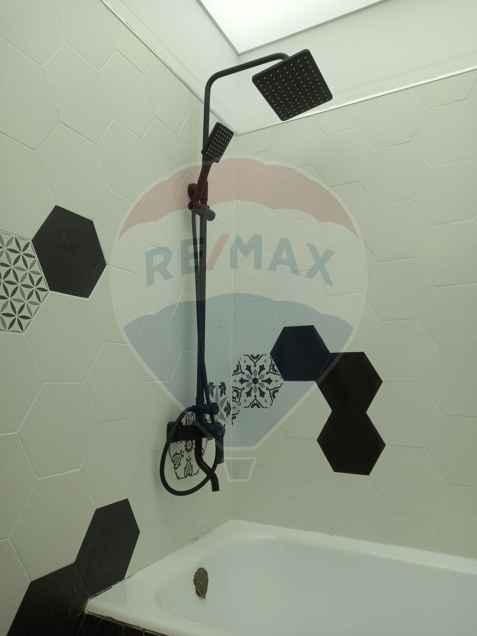 4 camere renovat | vedere fântâni Unirii | Bibescu Vodă | 106 mp