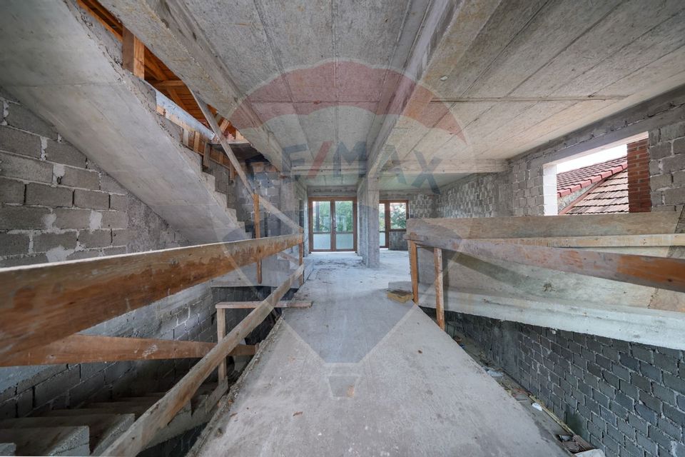 CASA LA ROSU | TOMIS 21 | 325MP | 346MP CURTE | 470 TEREN |ACCES AUTO