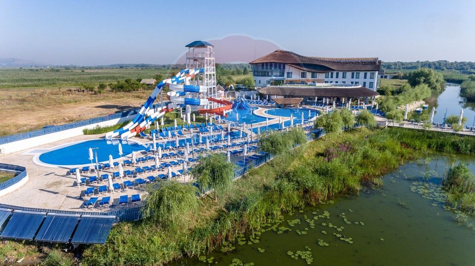 Hotel / Pensiune cu 39 camere de vânzare/zona Murighiol
