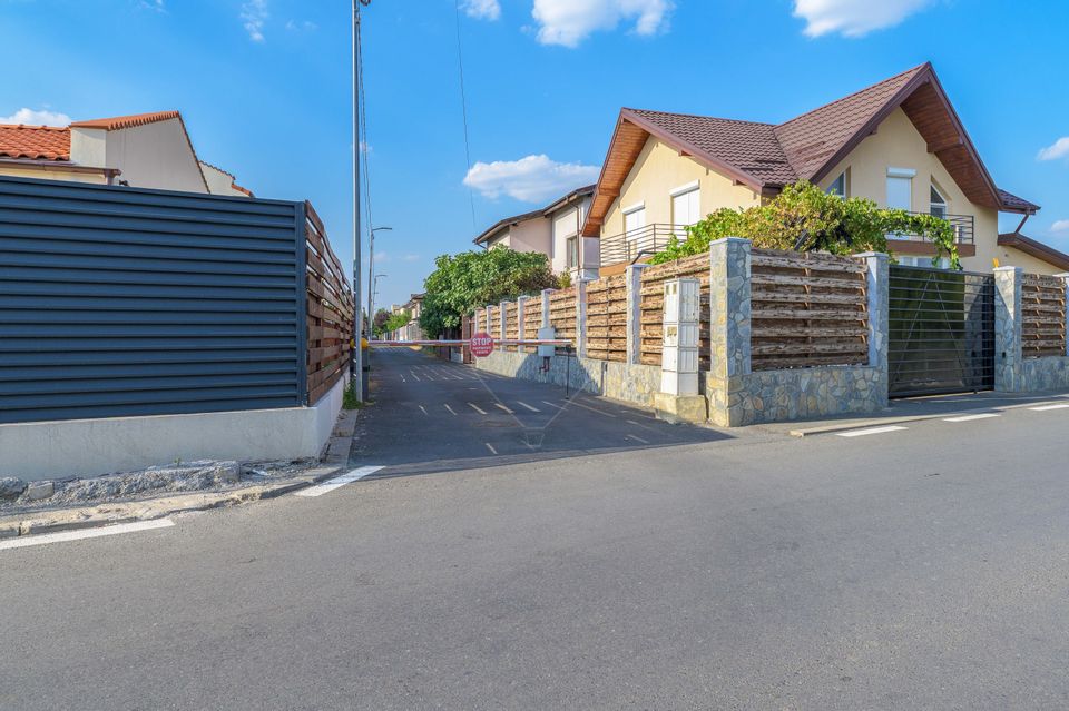CASĂ / VILĂ PREMIUM DE VÂNZARE ÎN OTOPENI