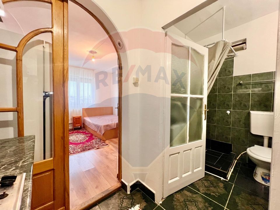 De vânzare garsonieră,în zona Rogerius, Corneliu Coposu