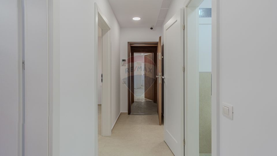 Clinica medicala-9 cabinete- URBAN PLAZA - bloc 15 parter!