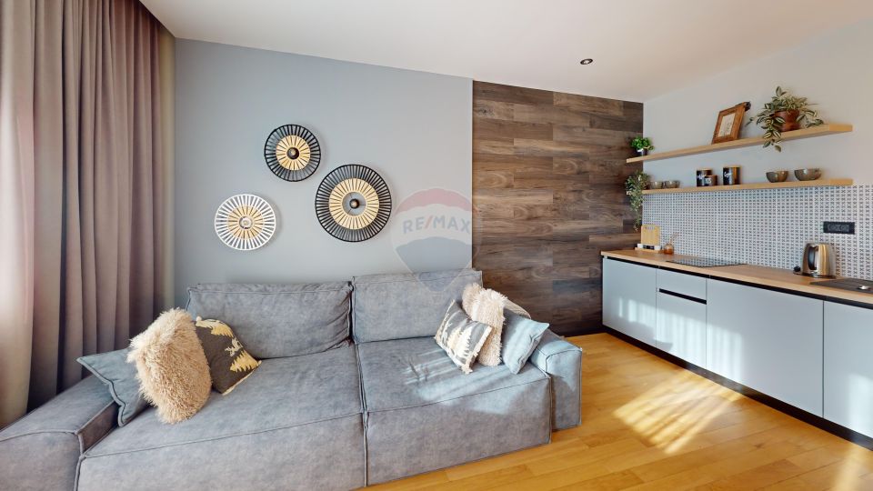 12 room Hotel / Pension for rent, Central area