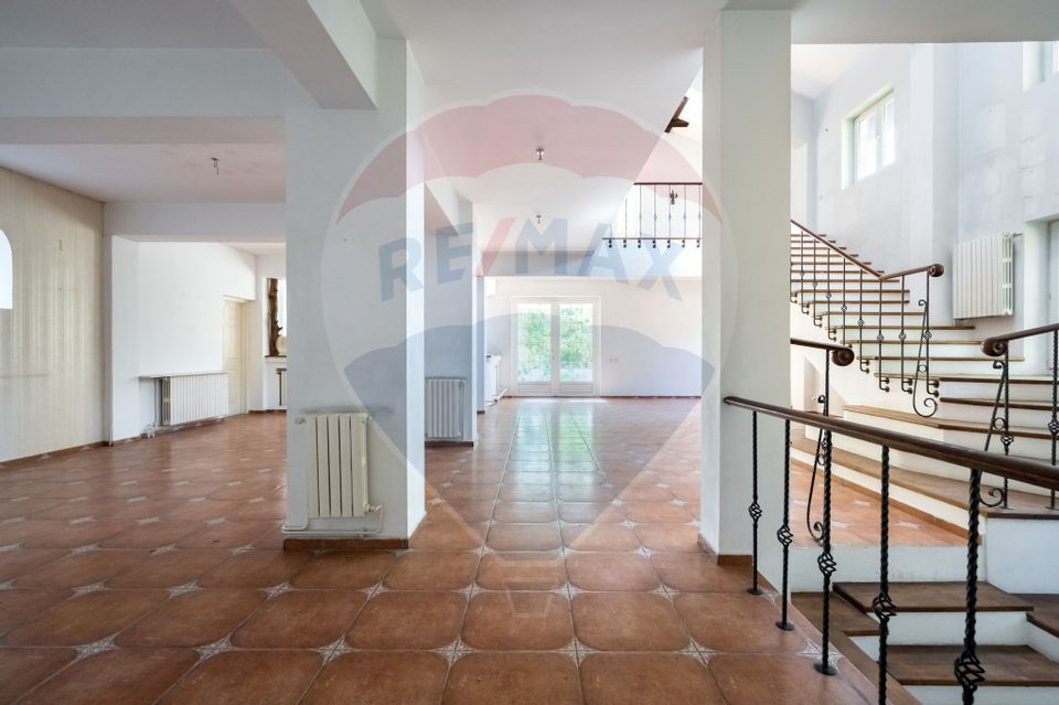 Vila 474 mp utili deschidere direct lac Snagov 1250 mp teren