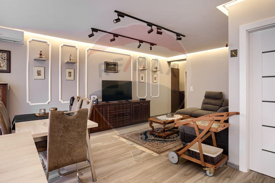 Apartament 3 camere si parcare Adora Park