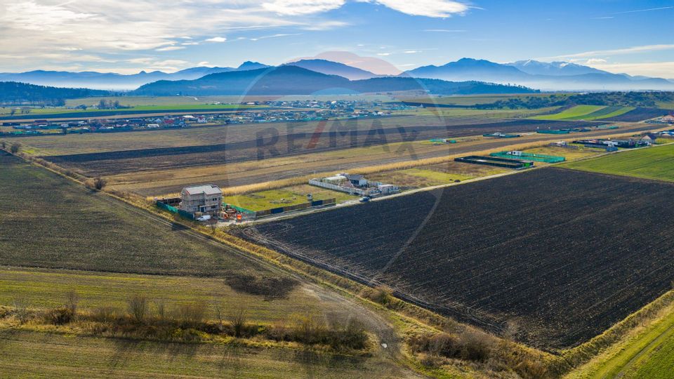 Teren intravilan 800mp Bod / Strada Iasomiei/ zona agrement Cismasu!