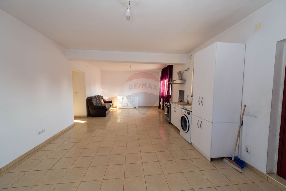 Special villa with 3 levels for sale Pantelimon - Cernica Forest