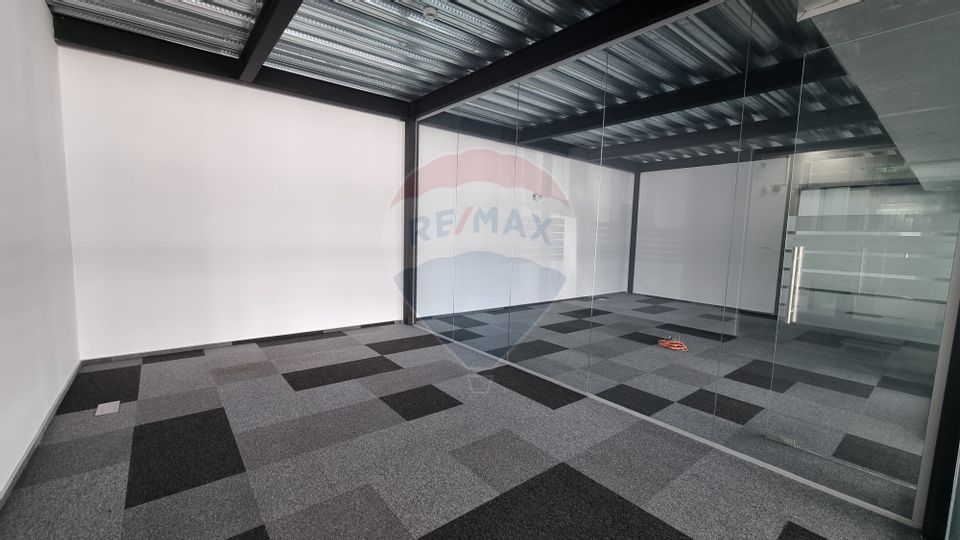 Ultra-modern office space in the Preciziei area