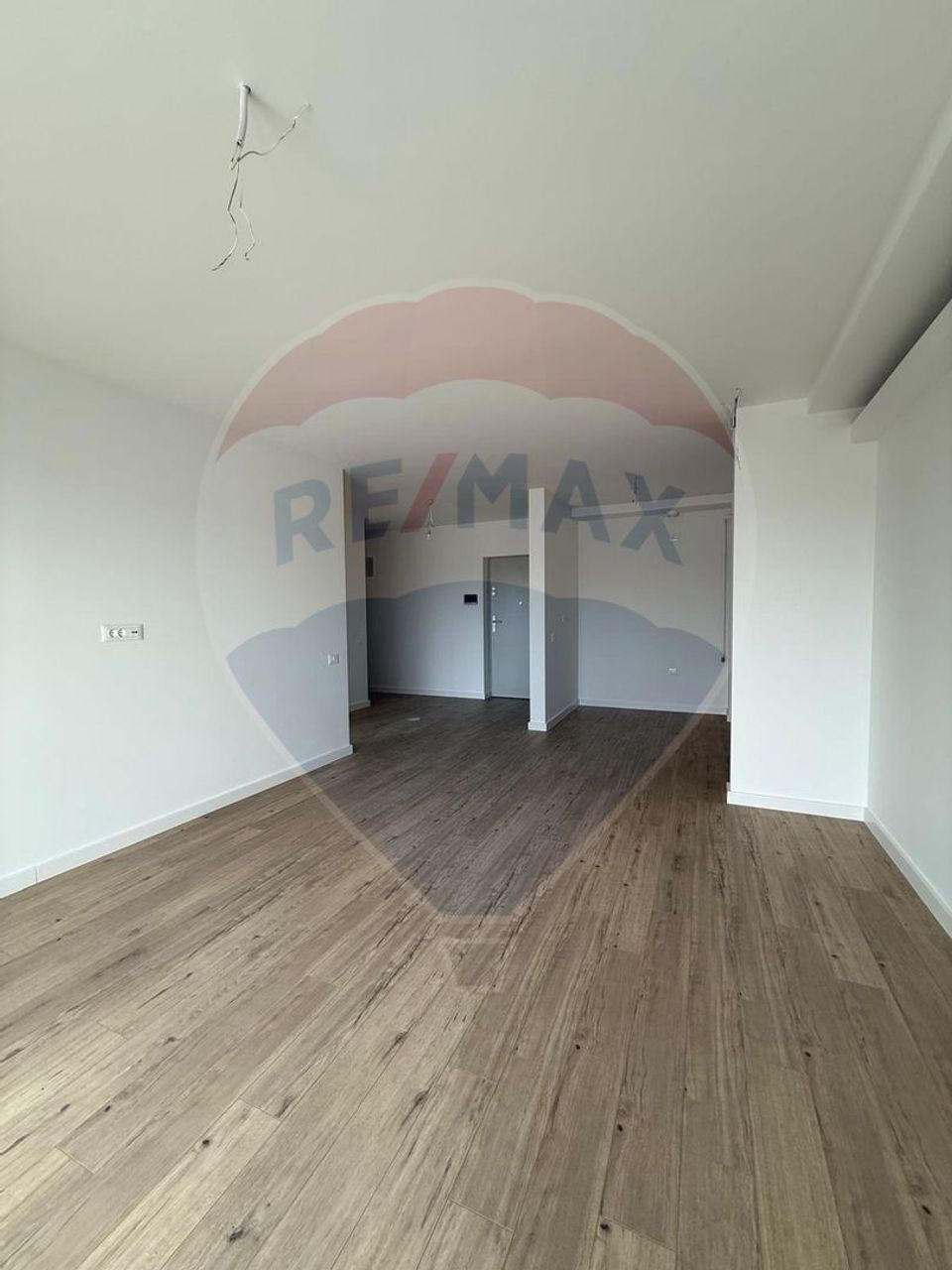 Apartament nou 2 camere + parcare -  AVANERA