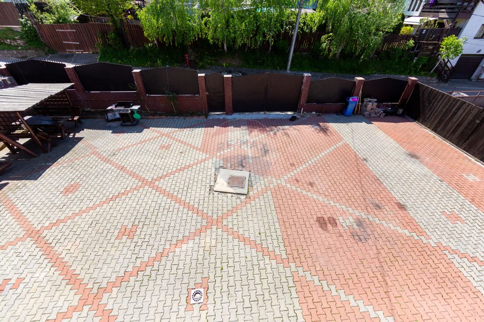 Casă individuala cu priveliste, 5 dormitoare, teren generos Baciu