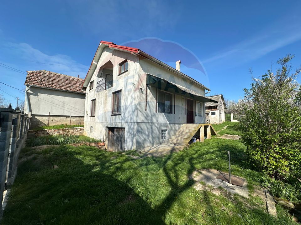 Vanzare casă noua in loc Felnac cu teren de 1190mp