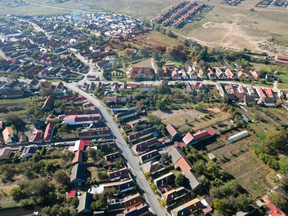 Teren intravilan de vânzare – Sânpetru, Brașov