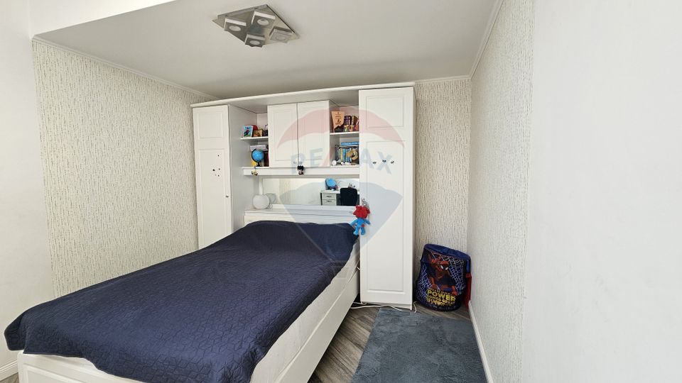 Casă / Vilă cu 7 camere si teren 1000 mp în zona Centrala-Suceava