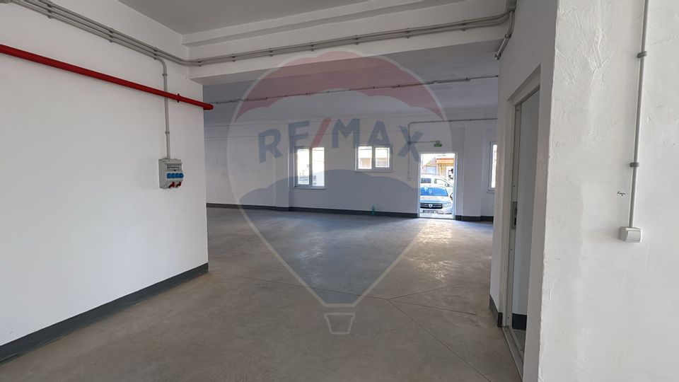 De închiriat spațiu comercial 754 mp în Marghita, Bihor
