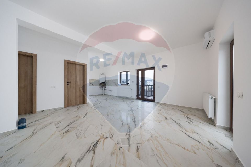 Proprietate speciala, cu destinatii multiple, Sanpetru/ Harman!