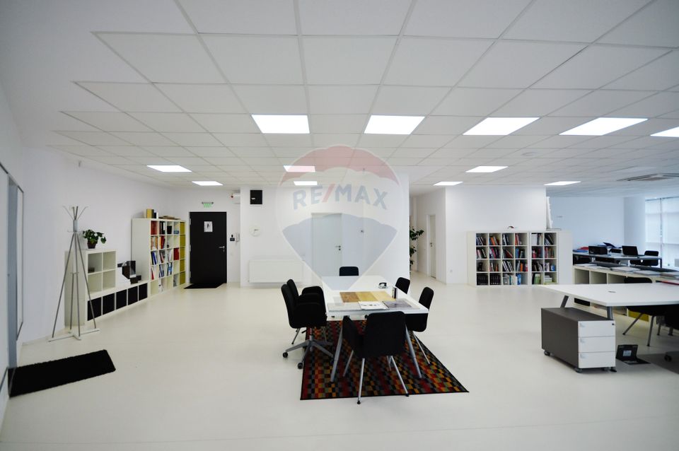 RENT!!! Office space, open space, special arrangement