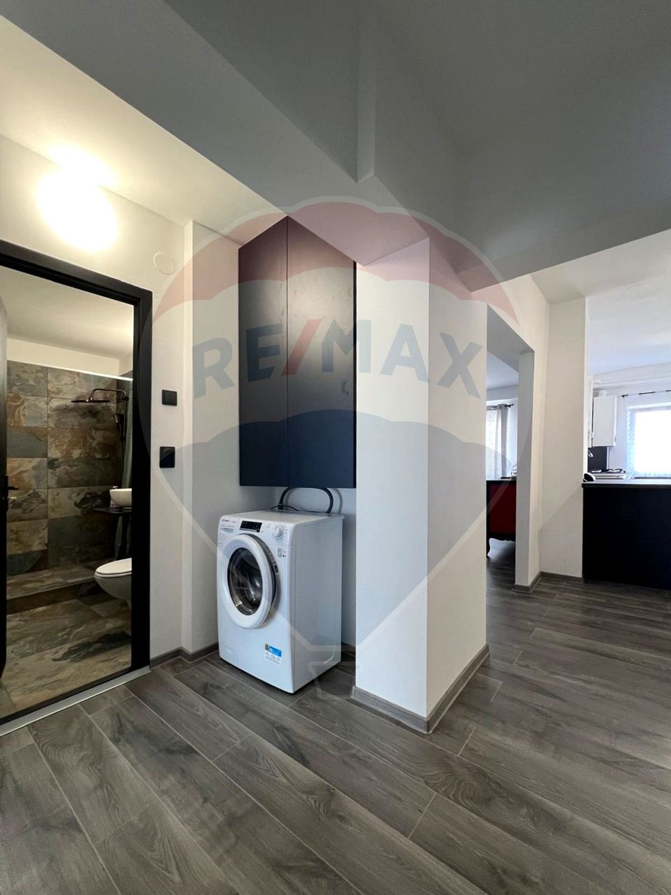 Apartament spațios de închiriat, strada Năsăud, bloc cu lift