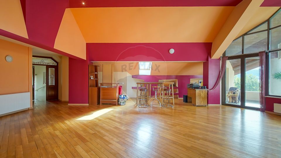 Casă / Vilă de vânzare – Strada Sitei nr. 42, Brașov