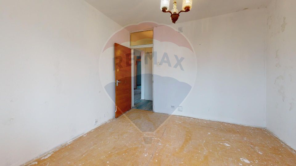 Apartment with 3 rooms for sale in the Aviation area