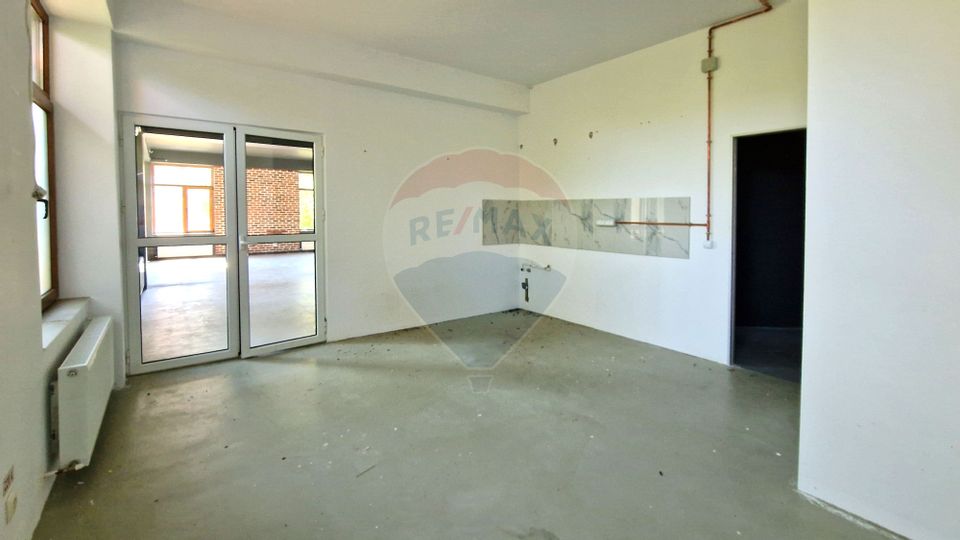 790.35sq.m Commercial Space for sale, Prelungirea Ghencea area