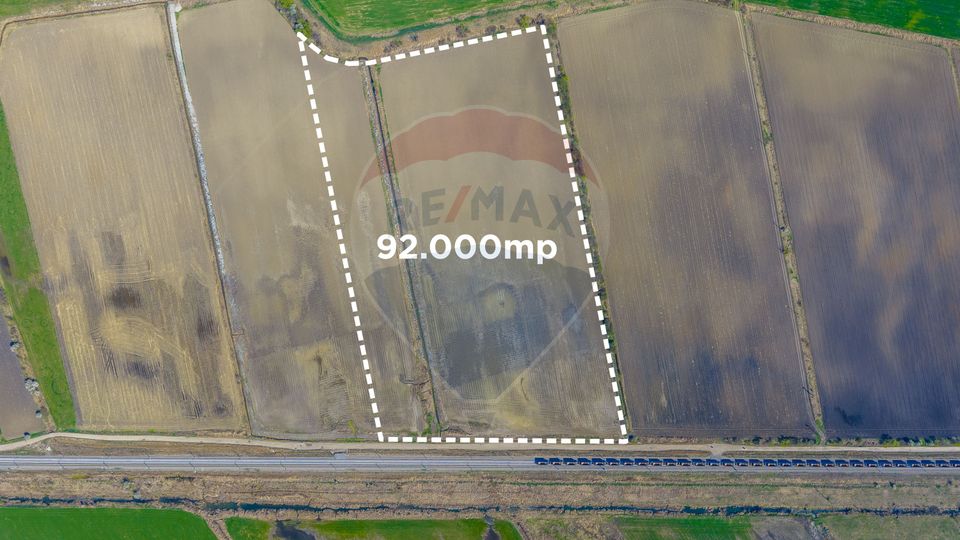 Land 92,000sqm Bod / Strada Garii