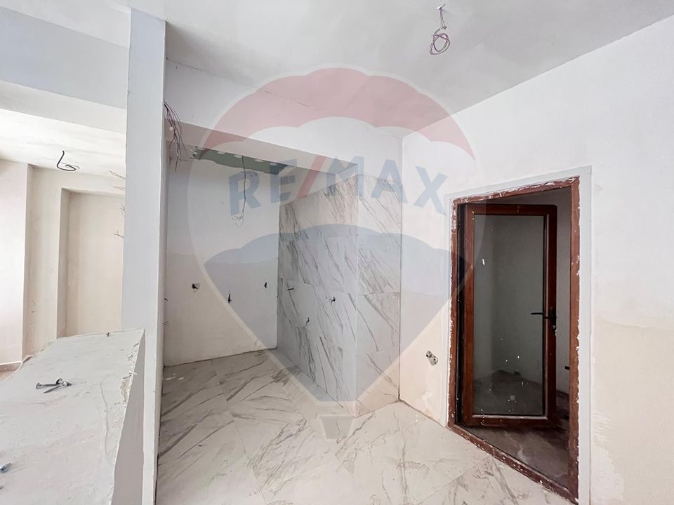 Spațiu comercial de inchiriat - 230 mp cu terasa - zona Aviatorilor