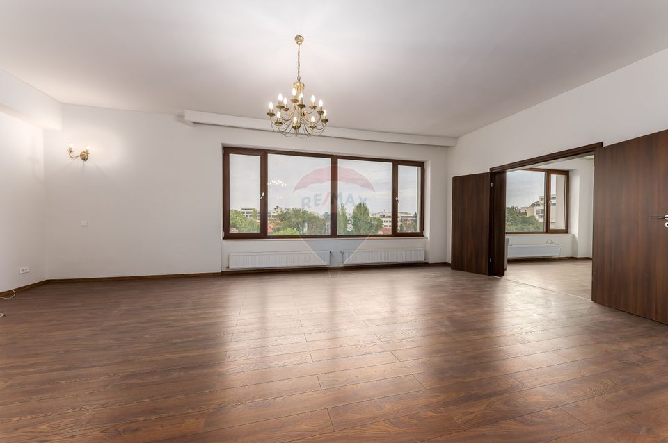 6 room Apartment for sale, Dacia area