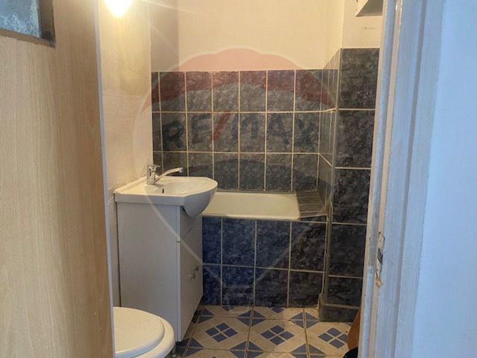 Apartament cu doua camere in zona Vitan