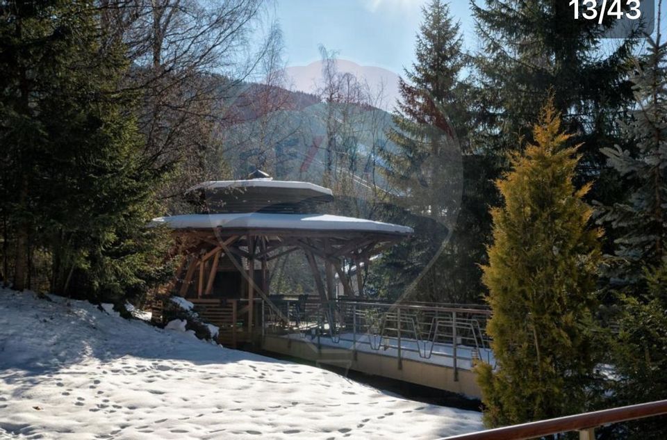 Apartament elegant cu mobilier de inspirație barocă, Valea Cheii 23